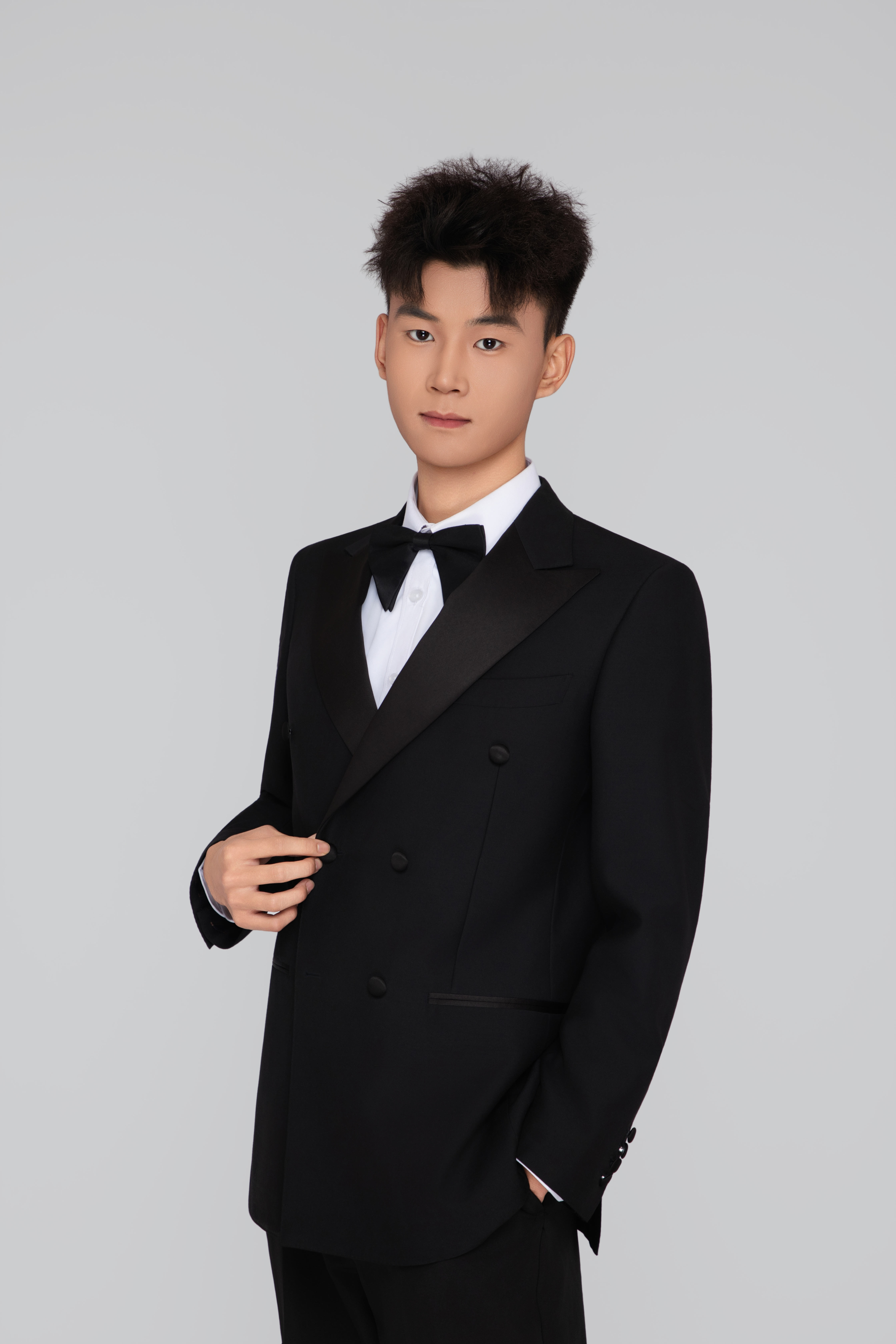 张昊